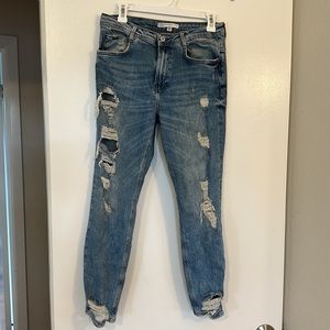 ZARA- distressed jeans